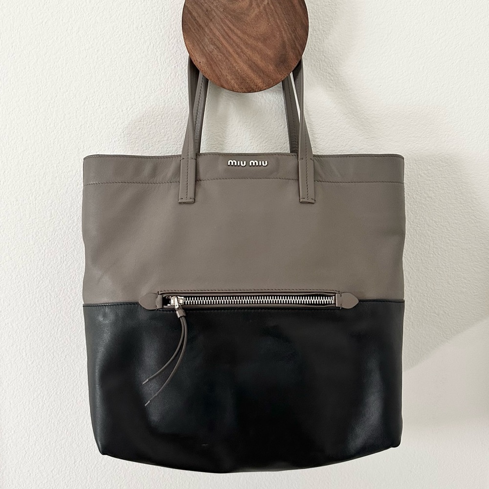 ❤️SOLD❤️ Miu Miu soft leather tote